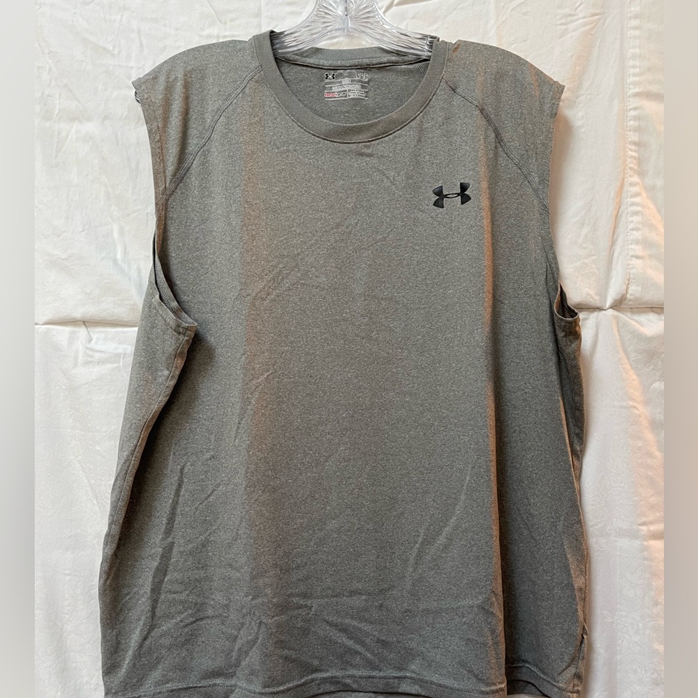 Men’s Under Armour workout shirt